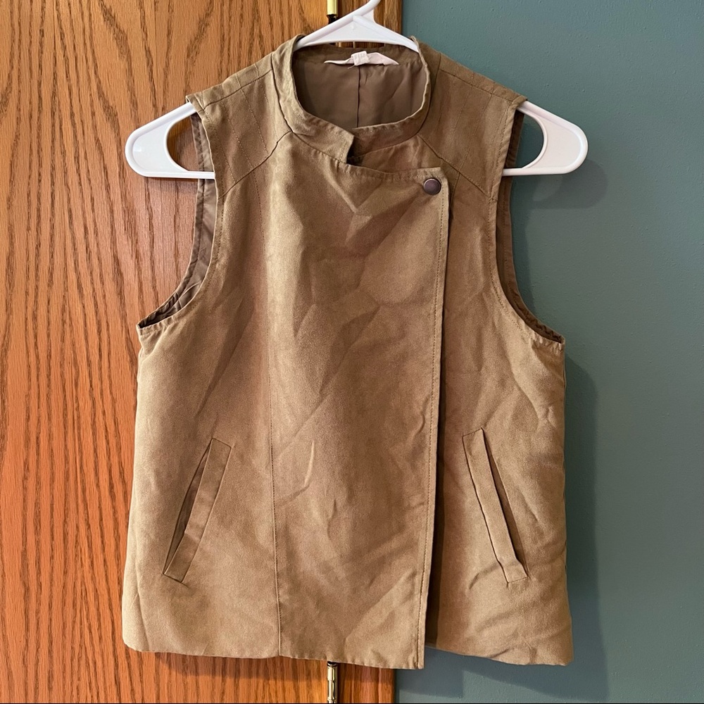 Jack by BB Dakota Faux Suede Tan Vest Size XS Western Moto Layers Fall Drape - Picture 5 of 14